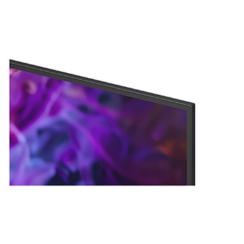 LG QNED evo AI QNED90 highlights Mini LED with Precision Dimming Pro through a split aurora-lit glacier mountain scene, comparing conventional LED with deeper blacks and refined contrast to achieve greater precision and clarity.